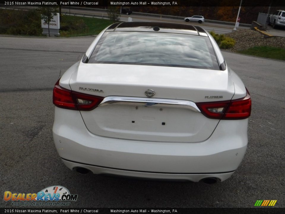 2016 Nissan Maxima Platinum Pearl White / Charcoal Photo #15