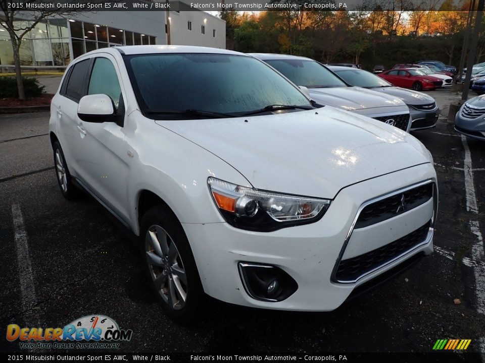 2015 Mitsubishi Outlander Sport ES AWC White / Black Photo #3