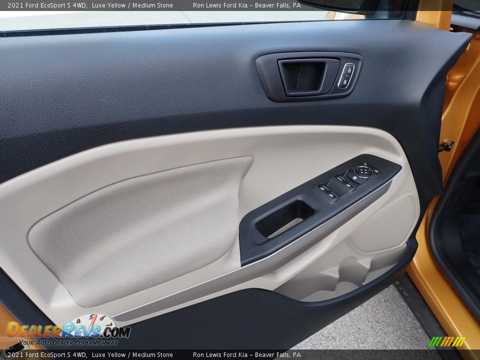 Door Panel of 2021 Ford EcoSport S 4WD Photo #15