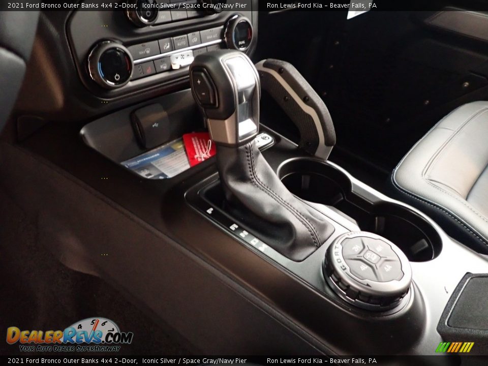2021 Ford Bronco Outer Banks 4x4 2-Door Shifter Photo #16