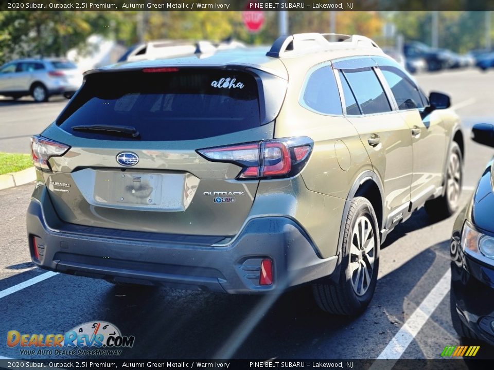 2020 Subaru Outback 2.5i Premium Autumn Green Metallic / Warm Ivory Photo #3