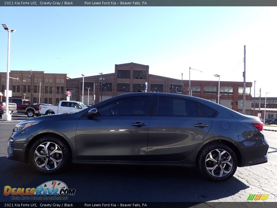 2021 Kia Forte LXS Gravity Gray / Black Photo #5