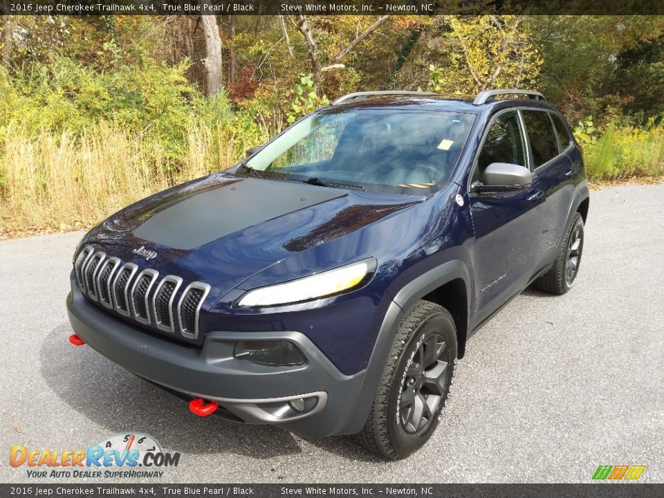 2016 Jeep Cherokee Trailhawk 4x4 True Blue Pearl / Black Photo #2