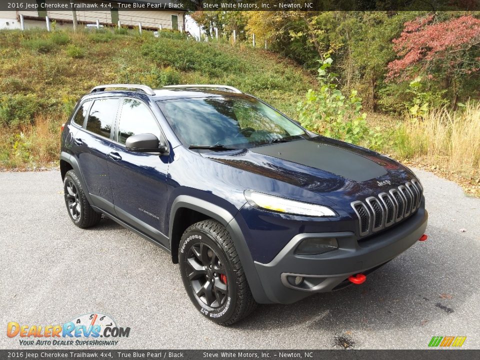 2016 Jeep Cherokee Trailhawk 4x4 True Blue Pearl / Black Photo #4