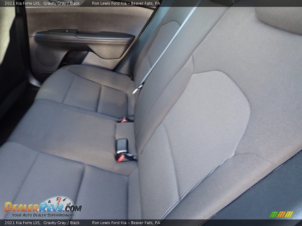 2021 Kia Forte LXS Gravity Gray / Black Photo #13