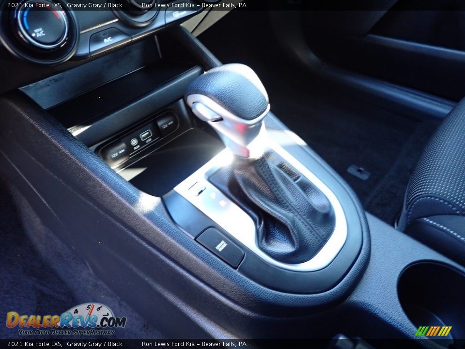 2021 Kia Forte LXS Gravity Gray / Black Photo #16
