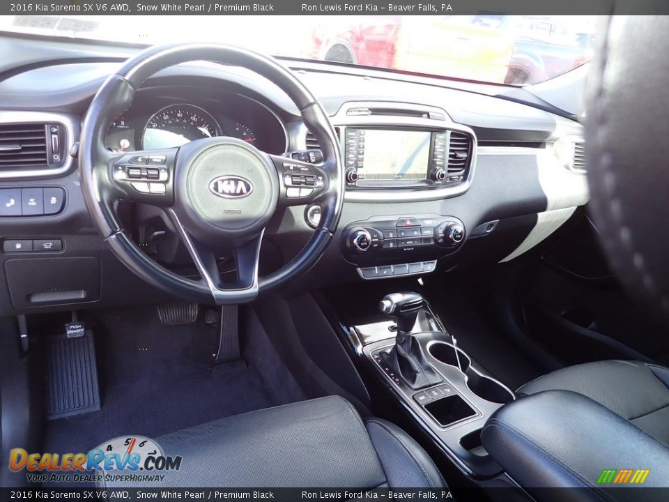 Premium Black Interior - 2016 Kia Sorento SX V6 AWD Photo #13