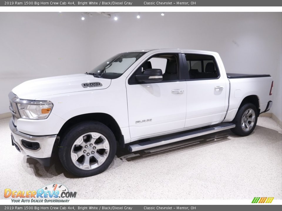 2019 Ram 1500 Big Horn Crew Cab 4x4 Bright White / Black/Diesel Gray Photo #3