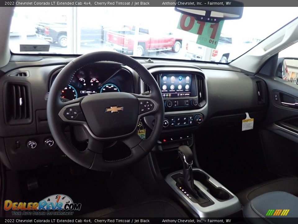 Dashboard of 2022 Chevrolet Colorado LT Extended Cab 4x4 Photo #12