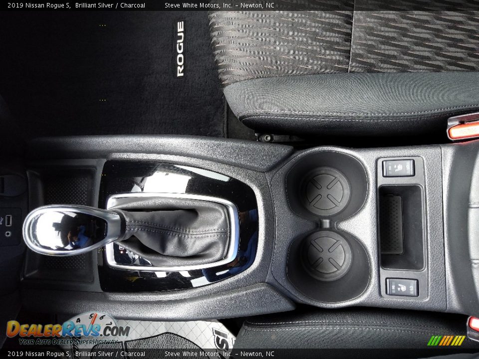 2019 Nissan Rogue S Shifter Photo #25