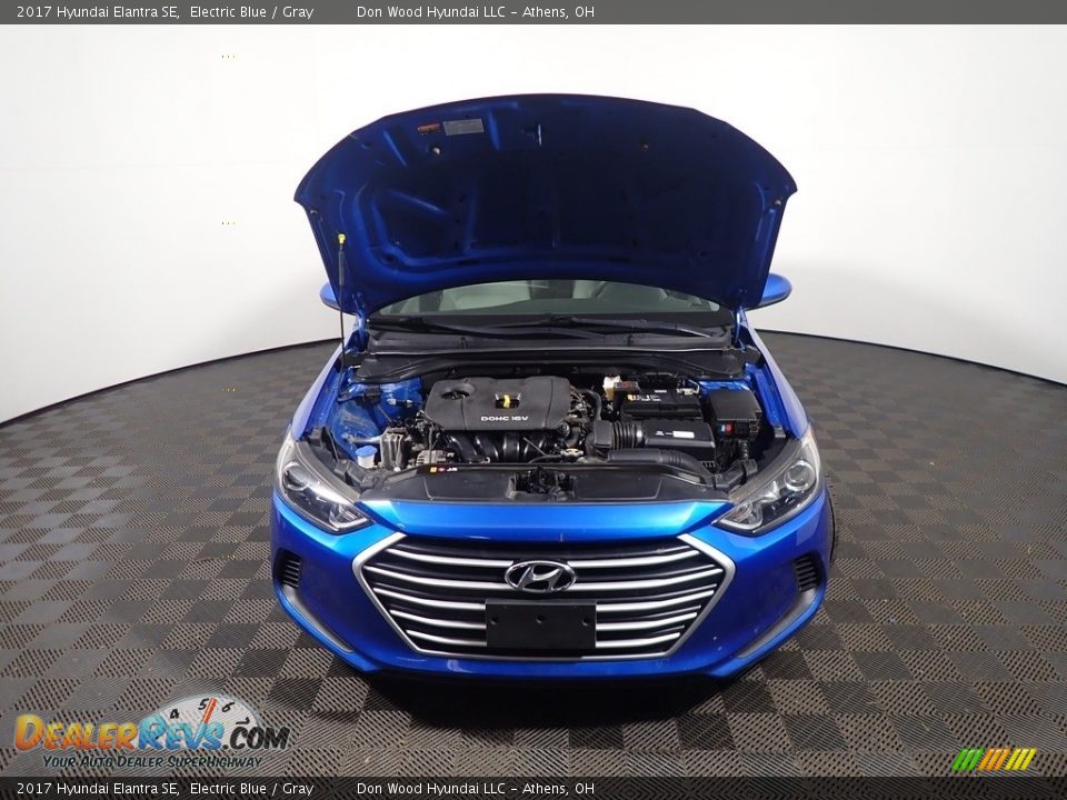 2017 Hyundai Elantra SE Electric Blue / Gray Photo #5