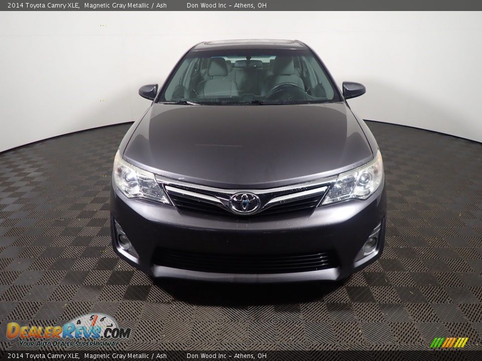 2014 Toyota Camry XLE Magnetic Gray Metallic / Ash Photo #7