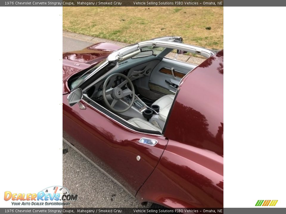 Front Seat of 1976 Chevrolet Corvette Stingray Coupe Photo #4