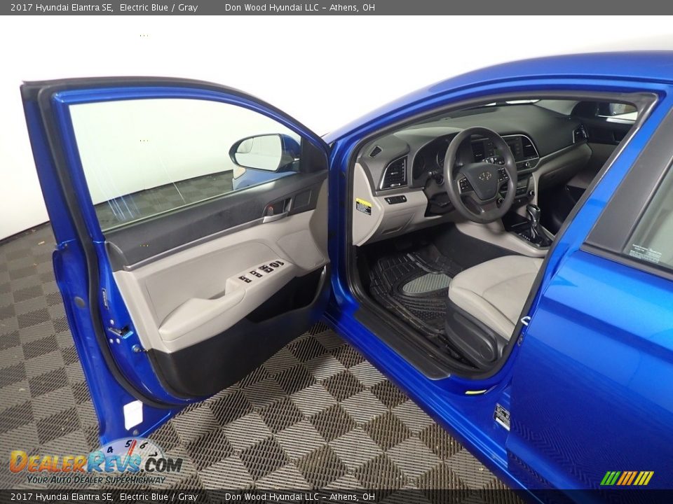2017 Hyundai Elantra SE Electric Blue / Gray Photo #19