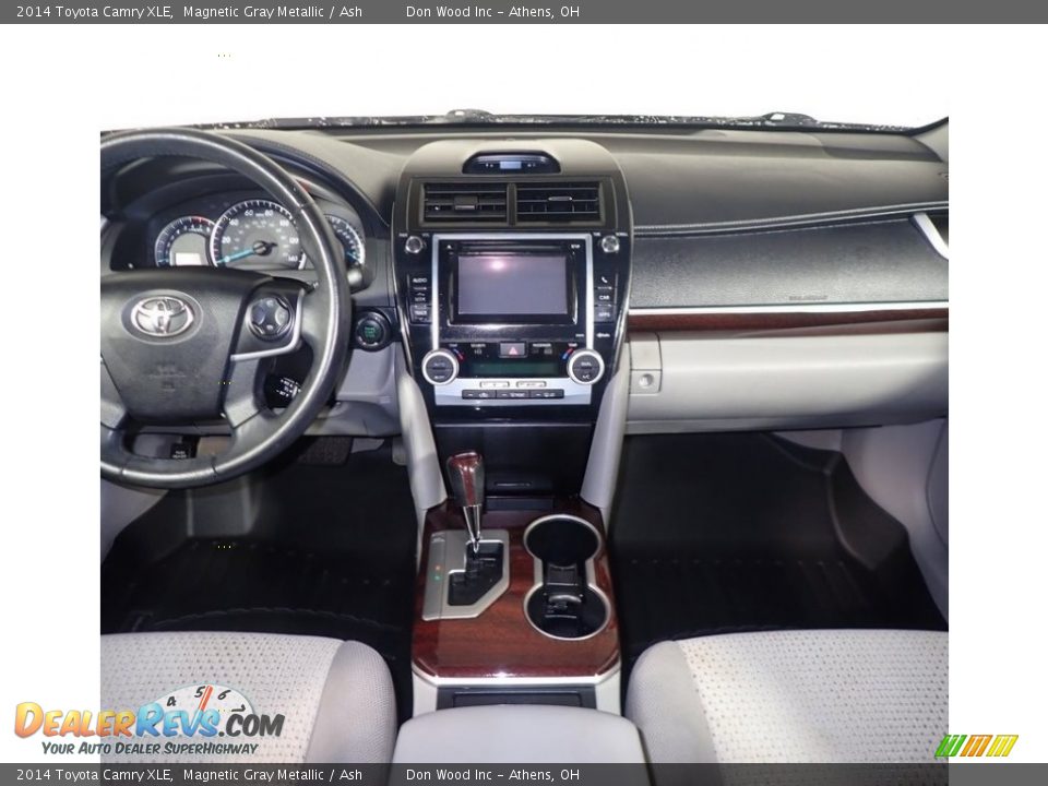 2014 Toyota Camry XLE Magnetic Gray Metallic / Ash Photo #27