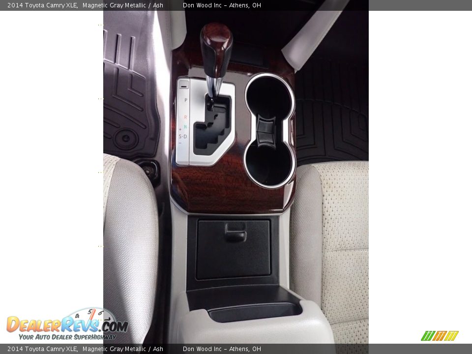 2014 Toyota Camry XLE Magnetic Gray Metallic / Ash Photo #33