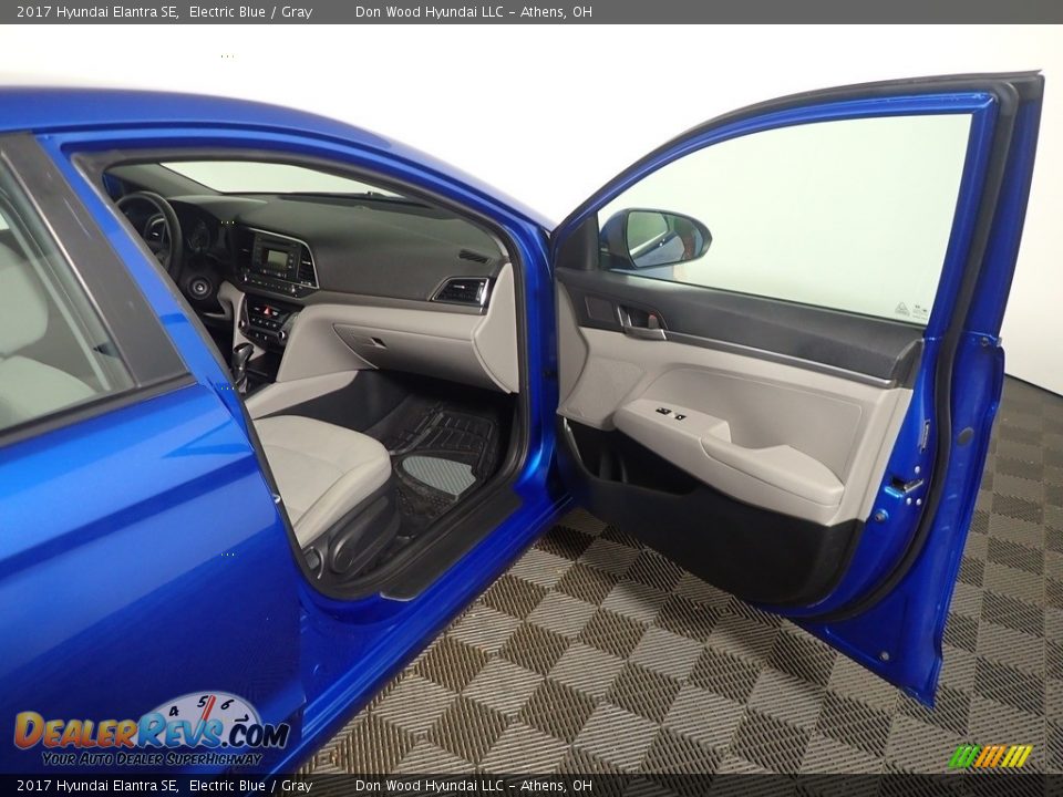 2017 Hyundai Elantra SE Electric Blue / Gray Photo #36
