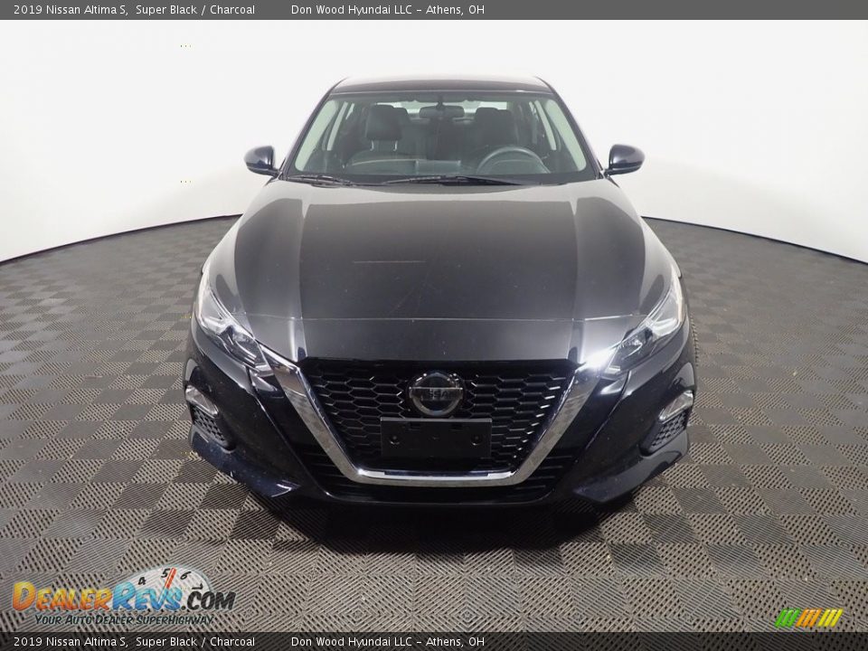 2019 Nissan Altima S Super Black / Charcoal Photo #5