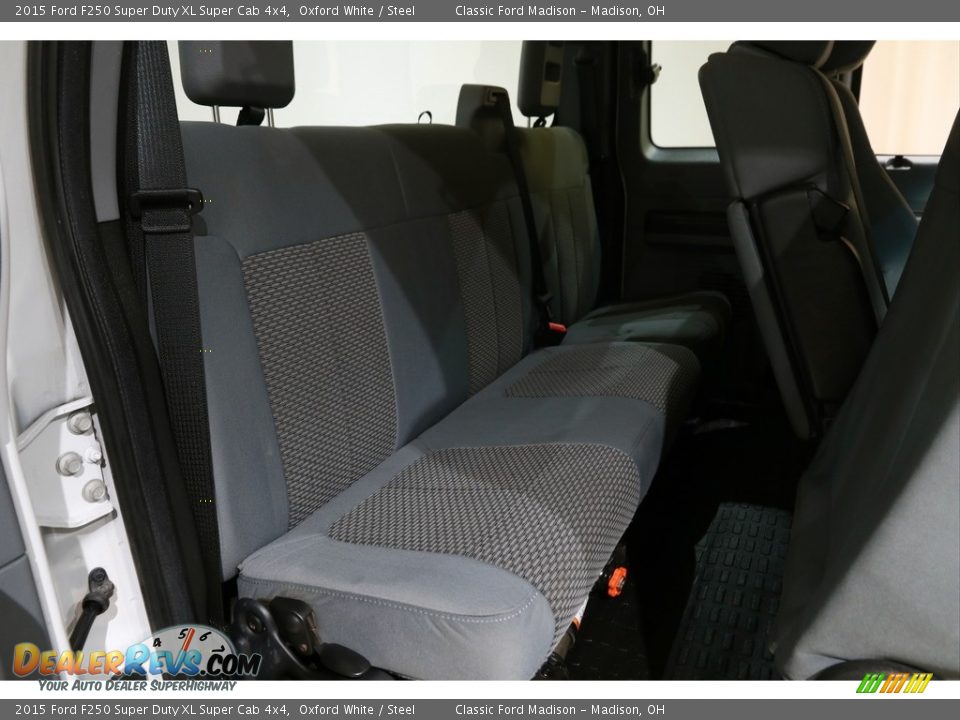 2015 Ford F250 Super Duty XL Super Cab 4x4 Oxford White / Steel Photo #13