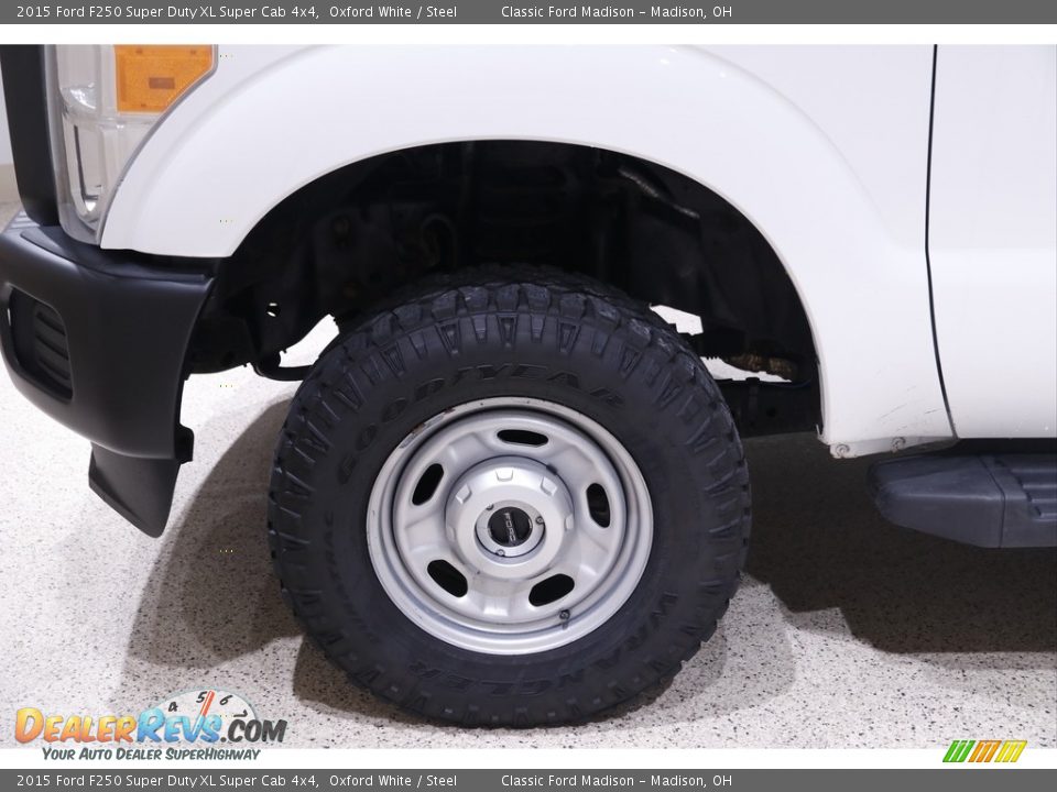 2015 Ford F250 Super Duty XL Super Cab 4x4 Oxford White / Steel Photo #17