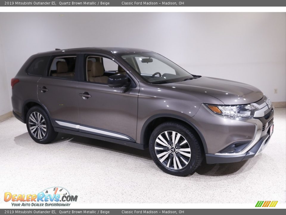 2019 Mitsubishi Outlander ES Quartz Brown Metallic / Beige Photo #1