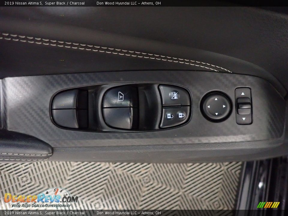 2019 Nissan Altima S Super Black / Charcoal Photo #21