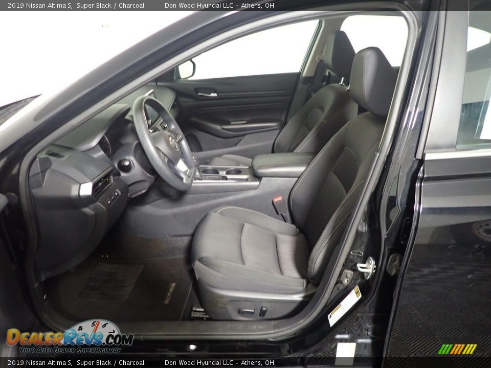 2019 Nissan Altima S Super Black / Charcoal Photo #22