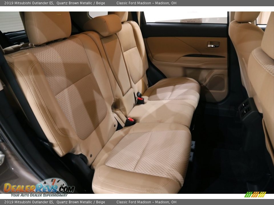2019 Mitsubishi Outlander ES Quartz Brown Metallic / Beige Photo #15
