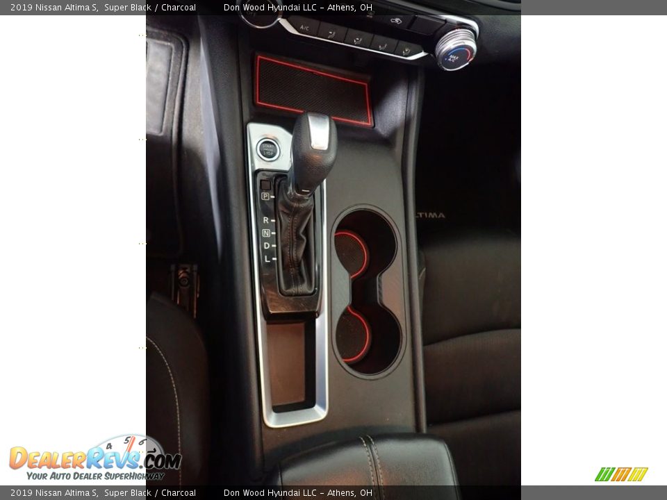 2019 Nissan Altima S Super Black / Charcoal Photo #32