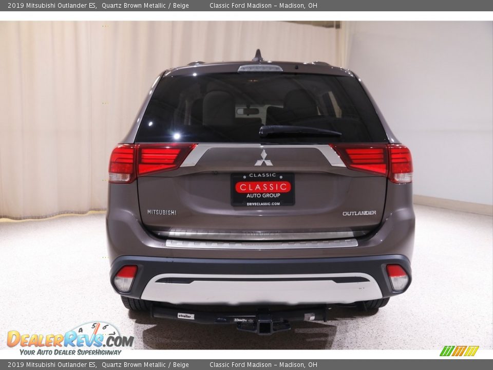 2019 Mitsubishi Outlander ES Quartz Brown Metallic / Beige Photo #18