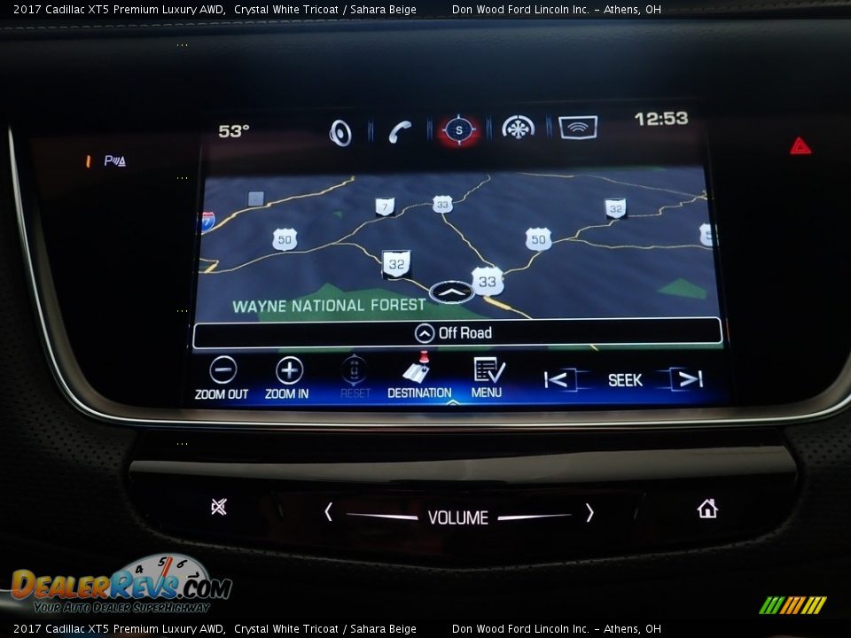 2017 Cadillac XT5 Premium Luxury AWD Crystal White Tricoat / Sahara Beige Photo #3