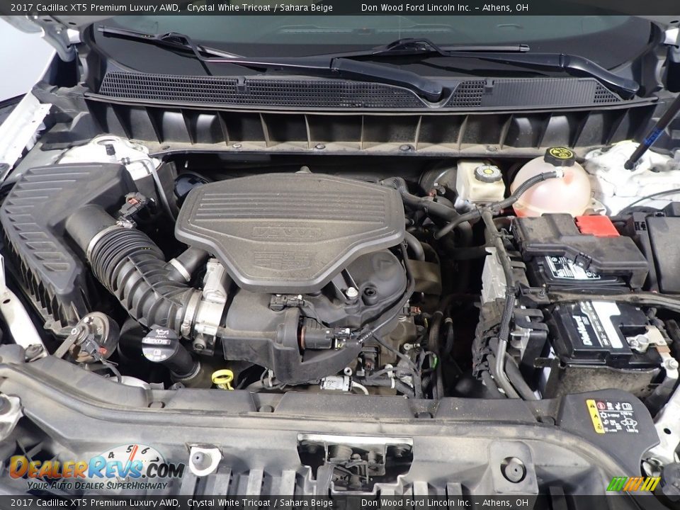 2017 Cadillac XT5 Premium Luxury AWD Crystal White Tricoat / Sahara Beige Photo #9