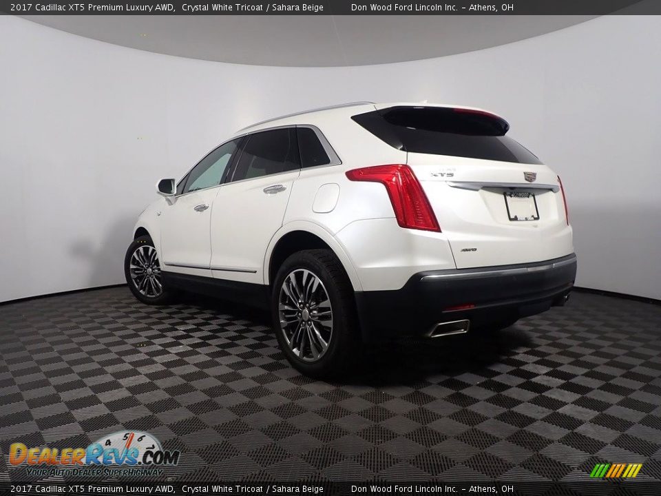 2017 Cadillac XT5 Premium Luxury AWD Crystal White Tricoat / Sahara Beige Photo #13