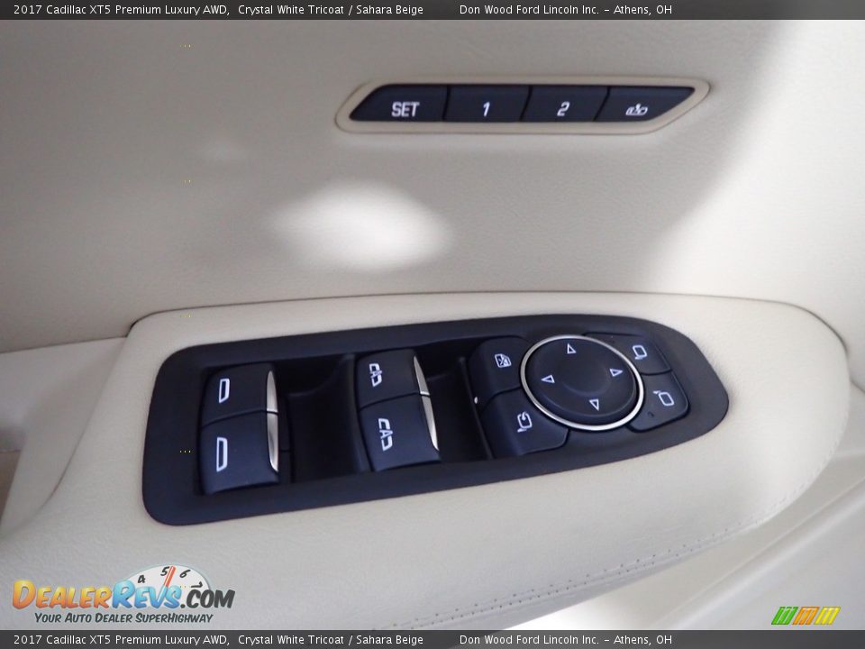 2017 Cadillac XT5 Premium Luxury AWD Crystal White Tricoat / Sahara Beige Photo #24