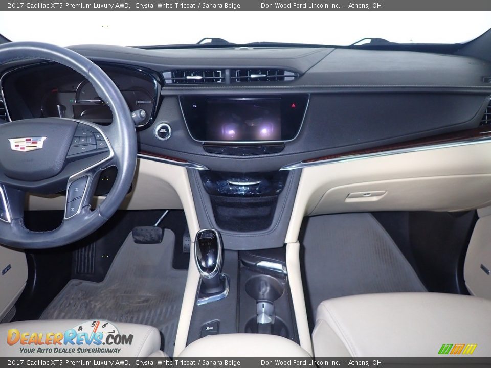 2017 Cadillac XT5 Premium Luxury AWD Crystal White Tricoat / Sahara Beige Photo #28