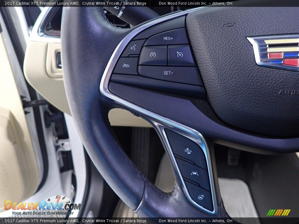 2017 Cadillac XT5 Premium Luxury AWD Crystal White Tricoat / Sahara Beige Photo #32