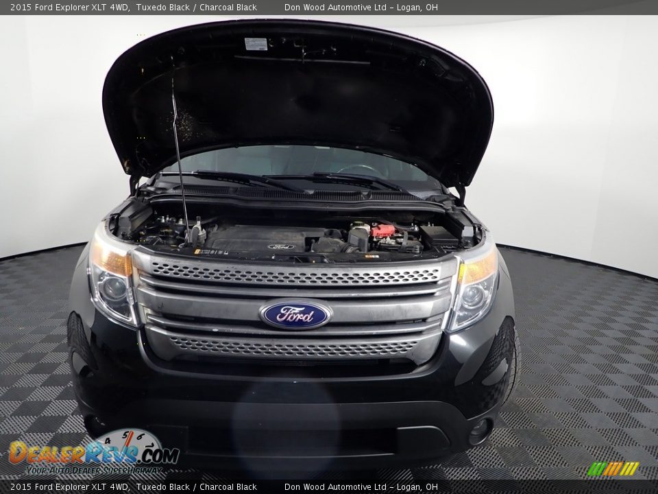 2015 Ford Explorer XLT 4WD Tuxedo Black / Charcoal Black Photo #7
