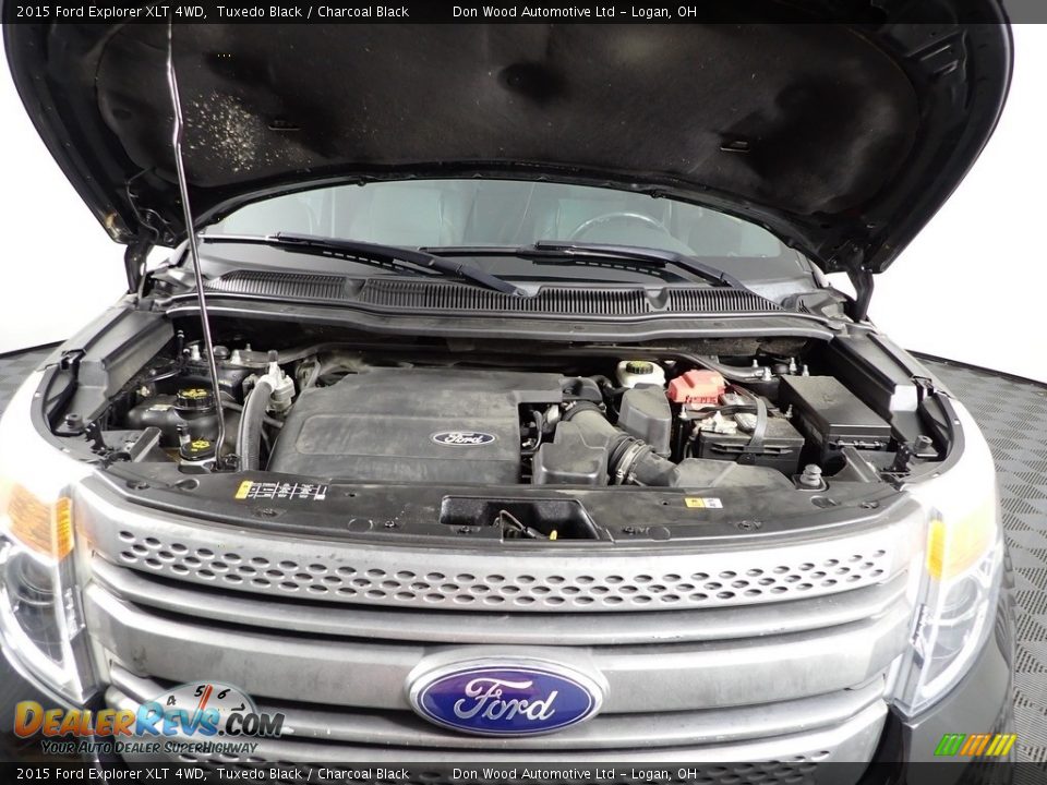 2015 Ford Explorer XLT 4WD Tuxedo Black / Charcoal Black Photo #8