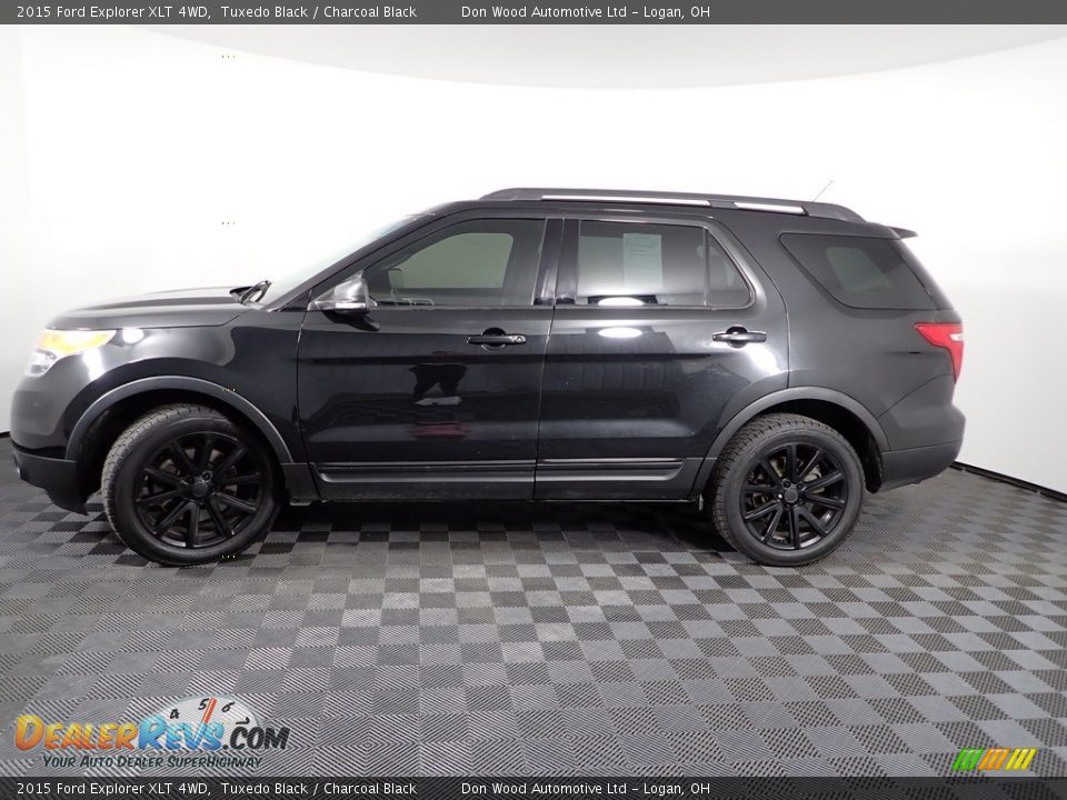 2015 Ford Explorer XLT 4WD Tuxedo Black / Charcoal Black Photo #12