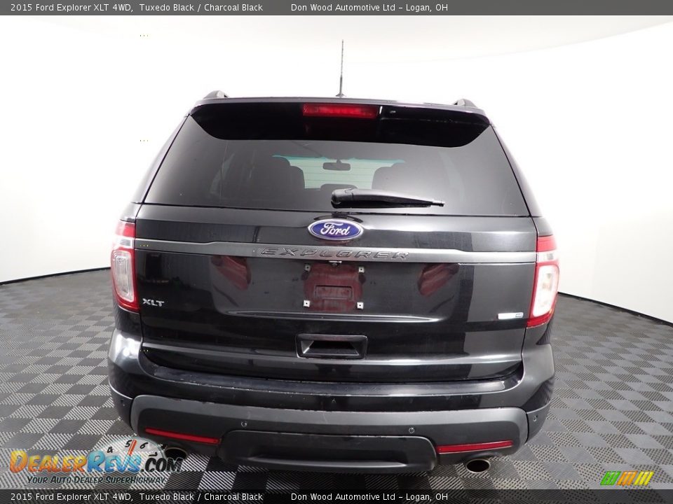 2015 Ford Explorer XLT 4WD Tuxedo Black / Charcoal Black Photo #14