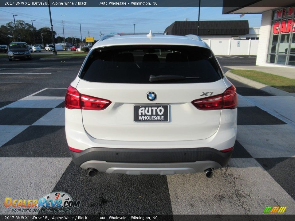 2017 BMW X1 sDrive28i Alpine White / Black Photo #4