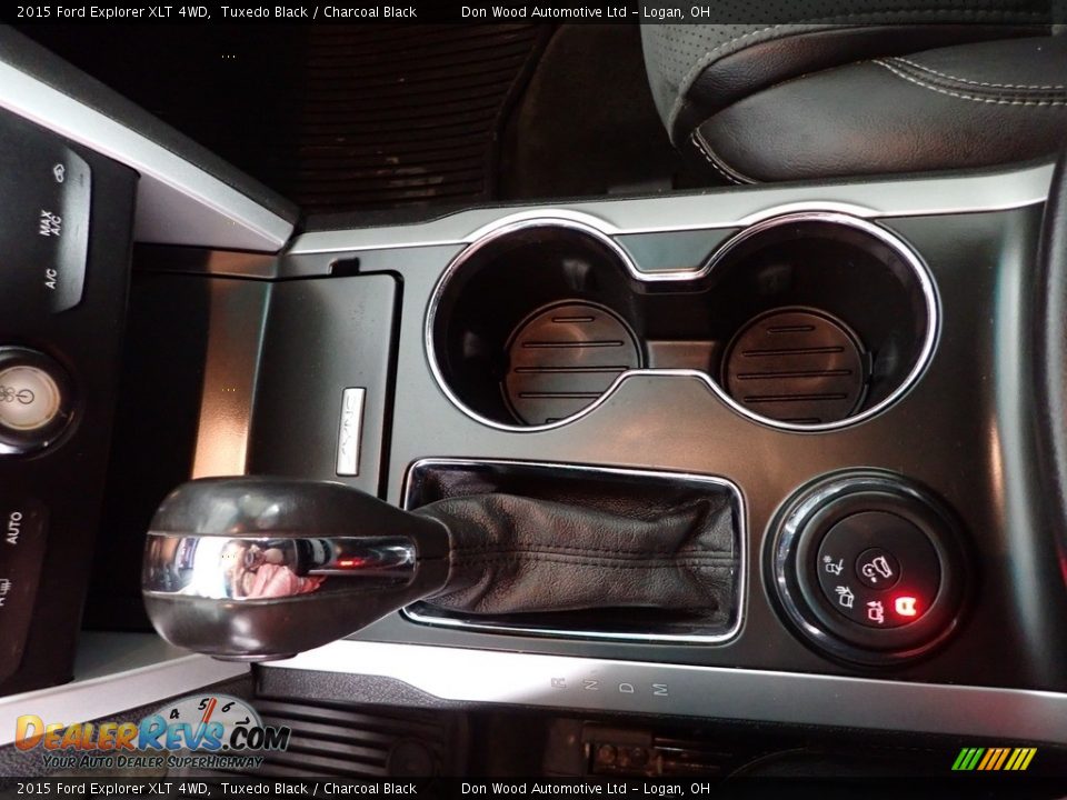 2015 Ford Explorer XLT 4WD Tuxedo Black / Charcoal Black Photo #28