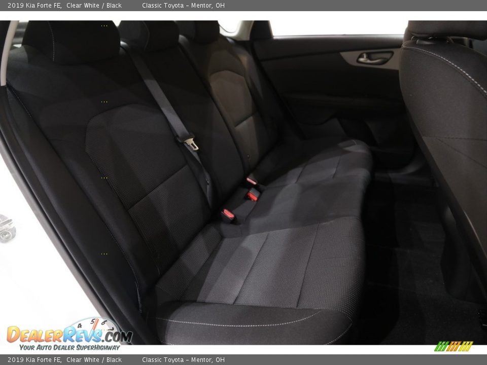 2019 Kia Forte FE Clear White / Black Photo #13