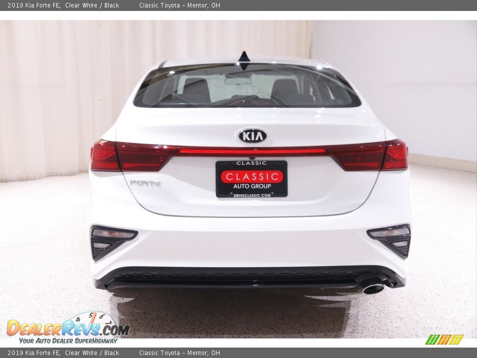 2019 Kia Forte FE Clear White / Black Photo #15