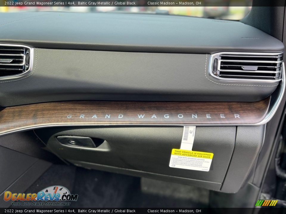 Dashboard of 2022 Jeep Grand Wagoneer Series I 4x4 Photo #6