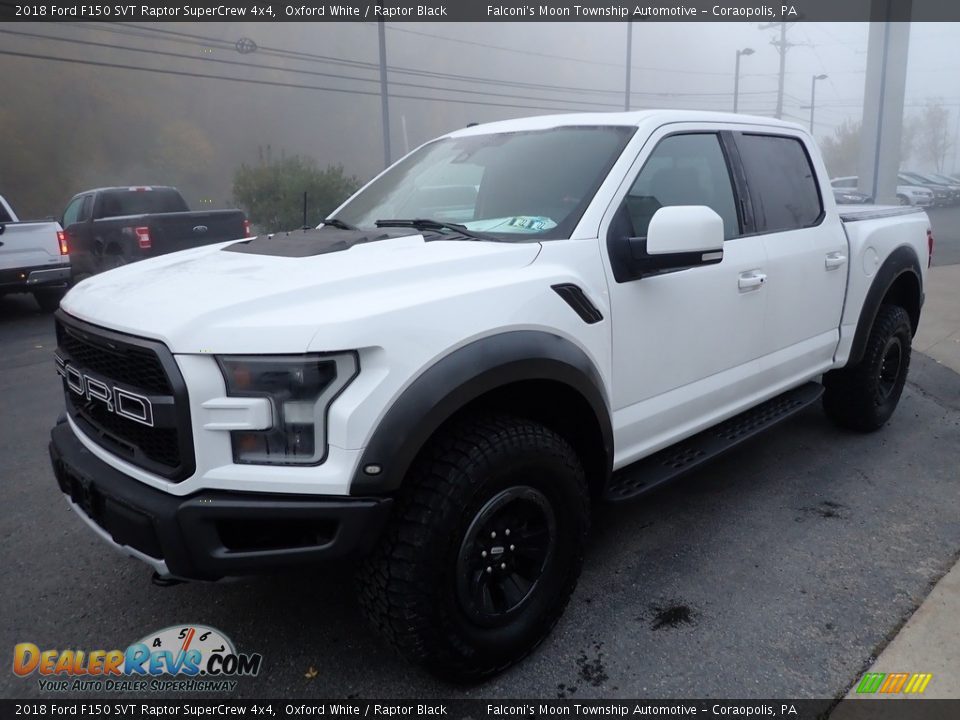 Front 3/4 View of 2018 Ford F150 SVT Raptor SuperCrew 4x4 Photo #6