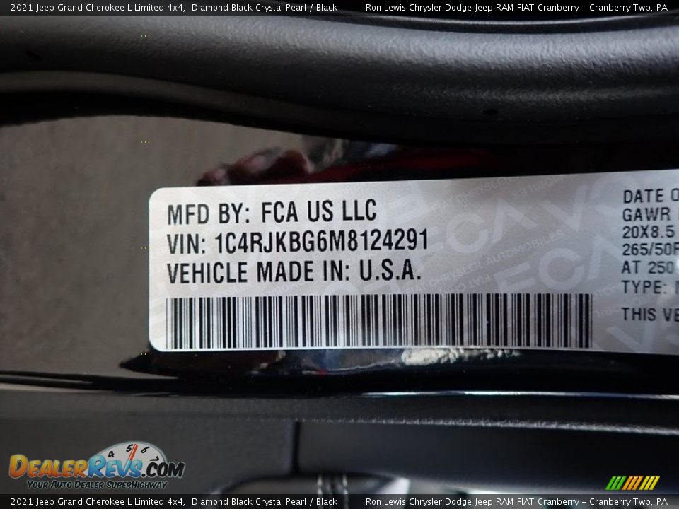 2021 Jeep Grand Cherokee L Limited 4x4 Diamond Black Crystal Pearl / Black Photo #11
