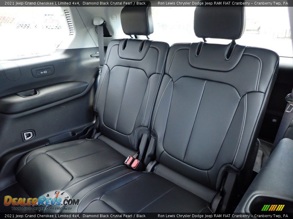 2021 Jeep Grand Cherokee L Limited 4x4 Diamond Black Crystal Pearl / Black Photo #14