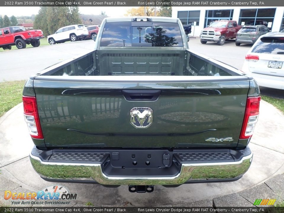 2022 Ram 3500 Tradesman Crew Cab 4x4 Olive Green Pearl / Black Photo #5