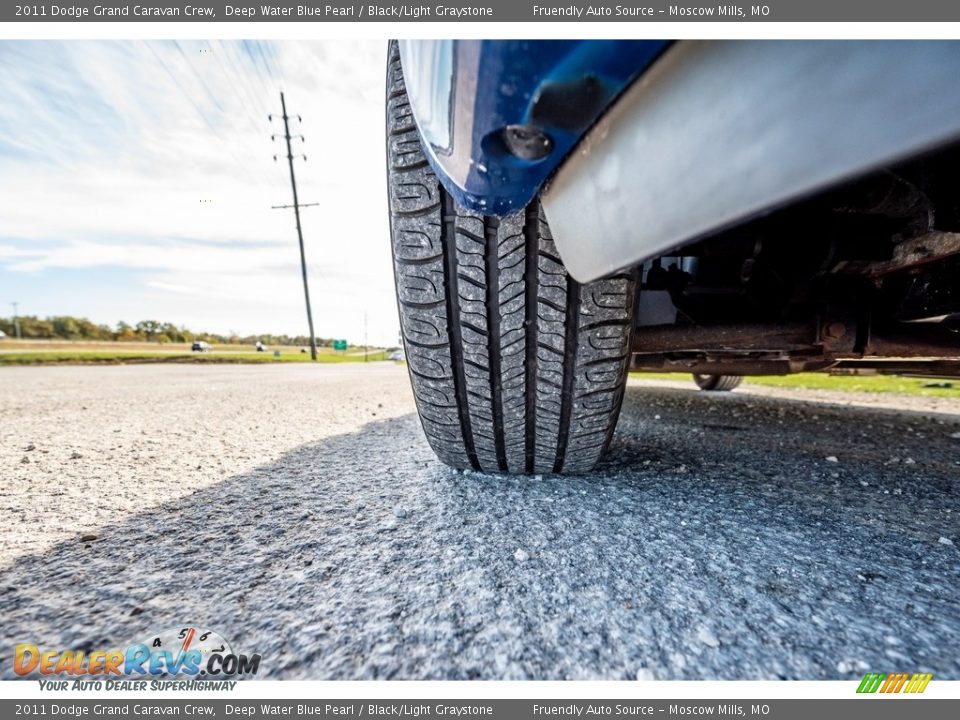 2011 Dodge Grand Caravan Crew Deep Water Blue Pearl / Black/Light Graystone Photo #11